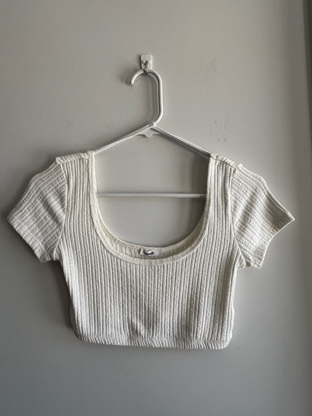 Garage Ribbed Scoop Crop Top - Cream